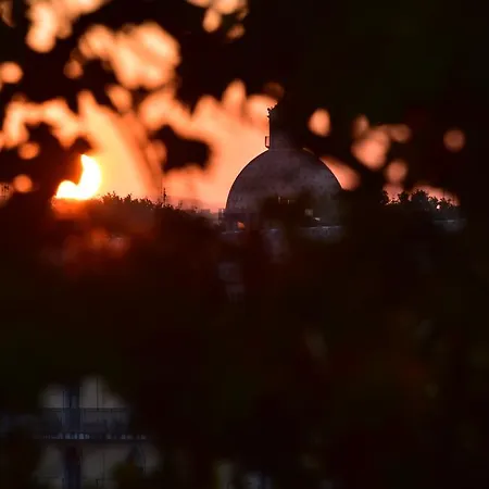 ベッド・アンド・ブレックファスト クオドリベット 4*