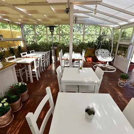 Quodlibet Bed and Breakfast 4*